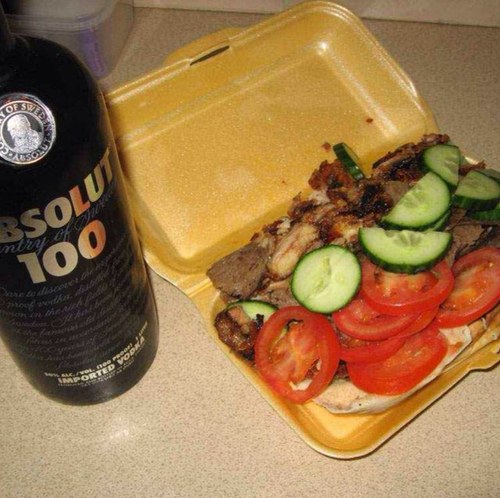 Welcome to thr worlds of drunkeness and kebabs!!