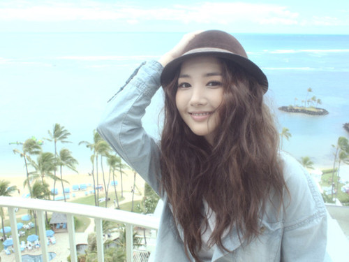 Large ocean waves, small waves does not causeabigtreeAneunda littleshakenbythwindOccupation: Pianist /ParkMinyoung /Classic /myujikeul / music / theater, film