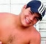 Sei que minhas #Qualidades cobrem meus #Defeitos ..    =D