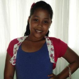 Julia Sterfany , tenho 11 anos , Sou Fã de Rebeldes ,   Ballet , Natação , Mãe , irmã , Pai , Jhonny meu gato de estimaçaõ , Seguue ?