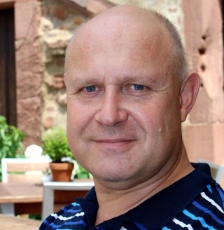 EriaanOelofse's profile picture. Eriaan Oelofse, Ph.D is a management consultant focusing on whole system change, change management and social & org research.