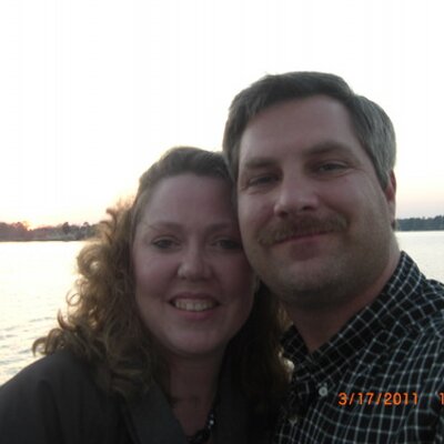 Profile Picture of Lynette Eichenour (@MrsEichenour) on Twitter