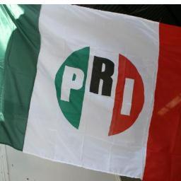 Orgullosamente duranguense y priísta.