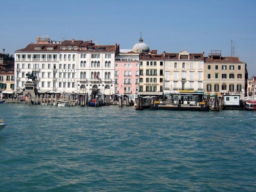 melissakitty911's profile picture. Mom of 2 beautiful boys :) Loving life and having fun :)