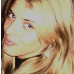 18 anos, livros,café,macarrao,Italia,diamante negro,Psicologia,paciente, Shakspeare,Sms!
    Ingrid Assis Prazeer ;*