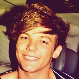 Hey I'm a Directioner I have nothing to say so follow me i follow back :)