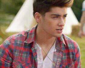 #TaylorSwift #Belieber #OneDirection #ZaynMalik .. I follow back fan accounts,just ask x