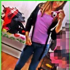 A Priiincesinha que não Nasceeu
Para ficar preza no casteelo, Maaiss Sim para
Enfrentar A realidade Com a Cabeça Erguiida ~ ♥
eu so priscila