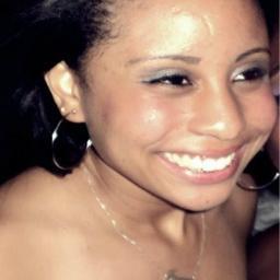 Estudante de Psicologia, amiga, adora estar com quem ama , ignorante quando precisa ser, odeia falsidade e AMA A DEUS SOBRE TODAS AS COISAS !!!