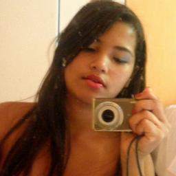 Namorando - Flamenguista & Americana , Ciumenta Irônica | Não é só por que eu estou sorrindo, que o meu coração esta inteiro .. By JosileidePereira  ♥