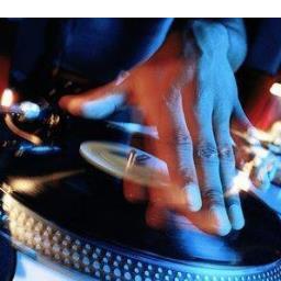 Os maiores DJS de todos os tempos Aqui  Divulgem A Nossa Radio Voces São Bem Vindos 
http://t.co/cWM7Z56zip