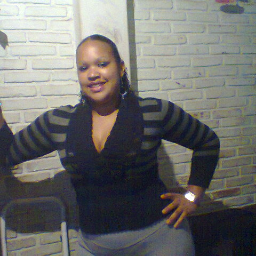 EU PODERIA SER A PESSOA MAIS AGRADÁVEL DO MUNDO,MAIS ,OPTEI SER EU MESMA....UM BEIJO PRA QUEM ME AMA E PRA QUEM ME ODEIA DOIS???.