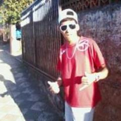 Sou muito mais do que seus olhos podem ver :)