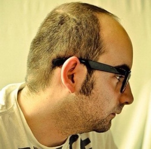 freelancer, dealing with commercial and portraiture photography. instagramer, sometimes I facebook.
http://t.co/bLaT2OJz