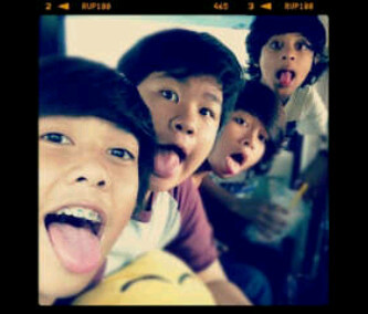 Support 4 #EXTRAORDINARY boys! @iqbaale @bastiansteel @TeukuRyzki @AlvaroMaldini1. Agree? Click the follow button! (;
