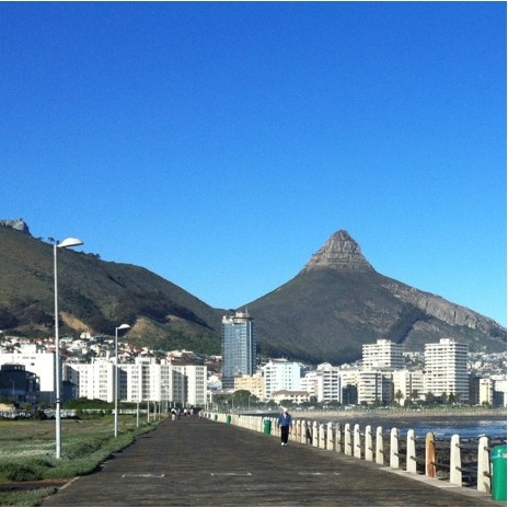 RunView's profile picture. Beautiful scenery and landscapes as seen while running, anywhere in the world. Tweet us pictures of the view from your run along with your location  #RunView