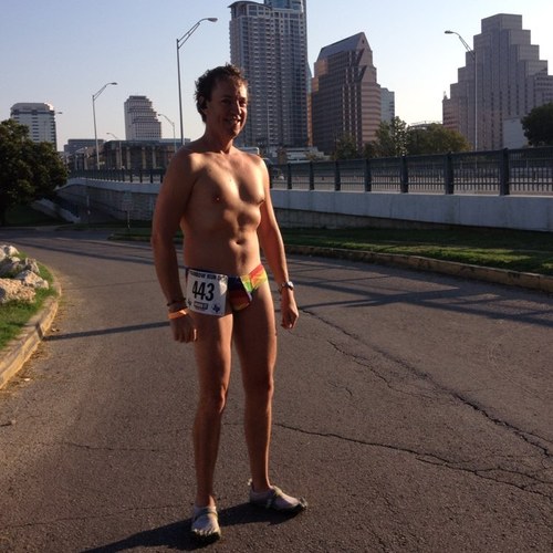 Happily married gay male that enjoys gym workout exercising cycling running and traveling