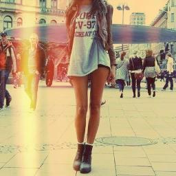 sonrieynadamas's profile picture. Any girl who wants to conquer the world. Theater lover.Of those who prefer a village rather than a city.   Faithful follower than @ddlovato y @LMFAO.