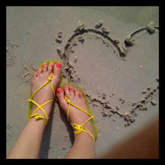 sosoel7elwa__'s profile picture. ‏‏‏‏‏الإبتسامه شيء مهم في حياتنا

فمهما تألمنا وأصابنا الحزن يجب أن نكمل دربنا بابتسامة