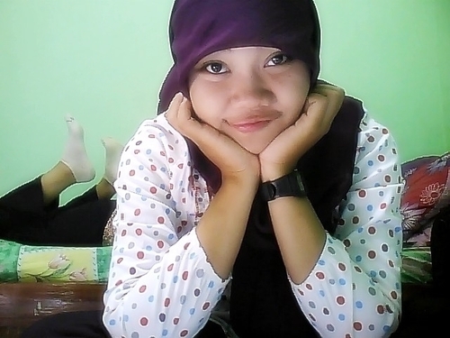 NovitaSalova7's profile picture. ･:*:･｡(〃･ω･)ﾉ HappyBirthdayヽ(･ω･〃)｡･:*:･ﾟ(((゜д′ 7 November 94 ♥ @akbarbayuwijaya♥ bbf @IkhyaFM @GinyGifaya