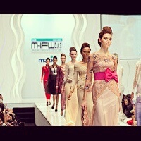 a bona fide asian-inspired fashion house and wedding planning. Founded in 2000 by @alinanuar