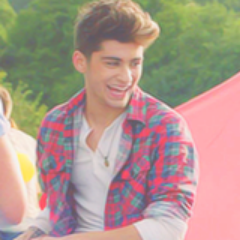 Hii! I'm Başak..♥ ~ I'm not perfect because I'm not Zayn Malik ;) Alli - Cody Followed me :)