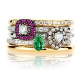 http://t.co/iHVGwEsC On-line up and coming diamond and bespoke jewellery store. Home of #awesomediamondprize and  #hugerocks collection.