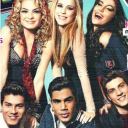 Nao importa o que falem, nem o que pensam, eu sou Rebelde e sempre serei. E tenho muito orgulho de dizer isso! Se voce tambem for me segue! ;))