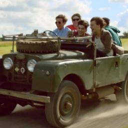 Não importa sua religião, cor ou condição social. Estamos aqui por um único motivo: One Direction ♥