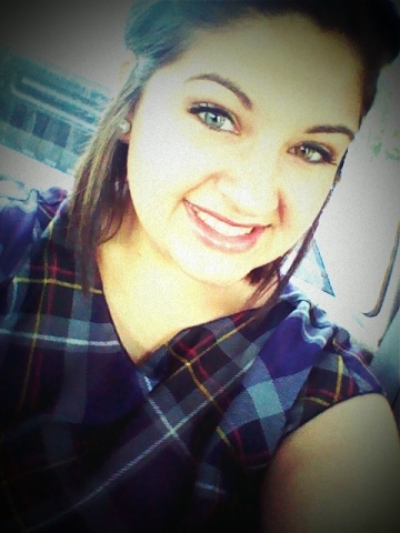 LacyMay13's profile picture. 18. Senior. DHS. (: