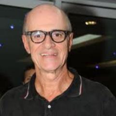 Aqui é um Fã Clube dedicado aos lindos trabalhos como ator de Marcos Caruso. Parabéns, somos orgulhosos de tanto de amar!