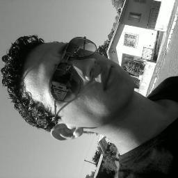 sou saxofonista,14 anos,solteiro;