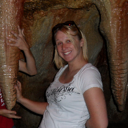 Riann0311's profile picture. 