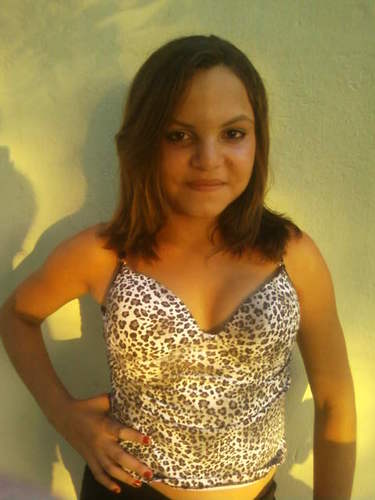, oooo mundo dá voltas. E as pessoas qe hj te ignoram, amanhã pode implorar pela sua atenção. /♥/