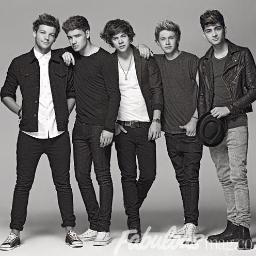 estoy lok ment enamorada d one direction son mi mundo lo + important para mi los dueños de mi corazon directioner forever asta q duela I LOVE ONE DIRECTION.