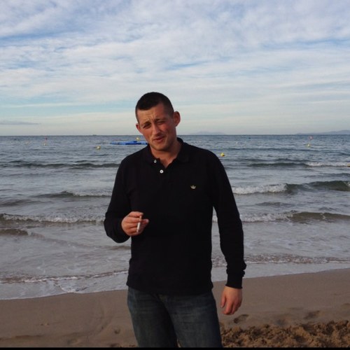 robertkeegan84's profile picture. 