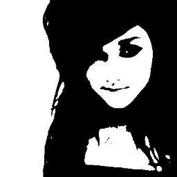 GossipGit's profile picture. Editor in chief to a london based magazine, blogger, music lover and eater of sweethings