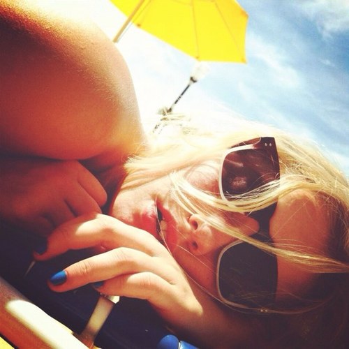 laurenslacum's profile picture. Slurpees, naps, retail math, and the Oxford comma insta:@laurenslacum