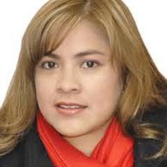 Americanista de corazon, me gusta platicar y hacer amigos, entusiasta y carismatica!!