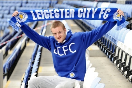 Huge #LCFC fan. Soft spot for #CFC. Cannot explain my love for Jamie Vardy ♥
