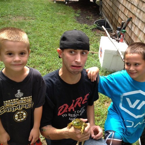 DRob8686886's profile picture. Twitter ME