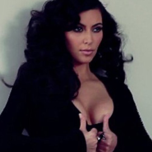 ModelNatalie_'s profile picture. Its Kim! The sexiest one of the Kardashian sisters and the one with the nicer ass
#SingleAndLooking #Bi