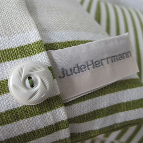 JudeHerrmann's profile picture. Finding treasure, sharing ideas and lovely things #ModernRustic #Antique Pieces for sale online https://t.co/aR4zWlQ03m and Hyperion, St Ives, PE27 5BH