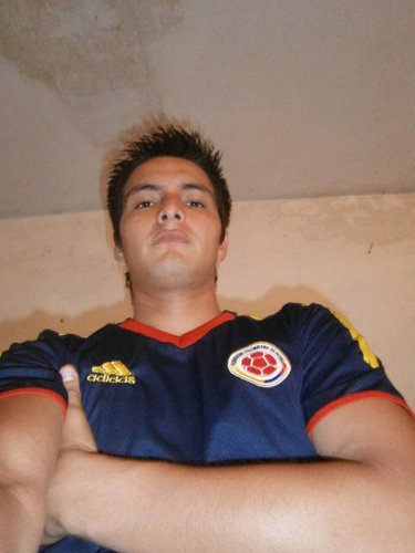 ENTRENADOR DE VOLEIBOL
DOCENTE DE EDUCACIÓN FÍSICA