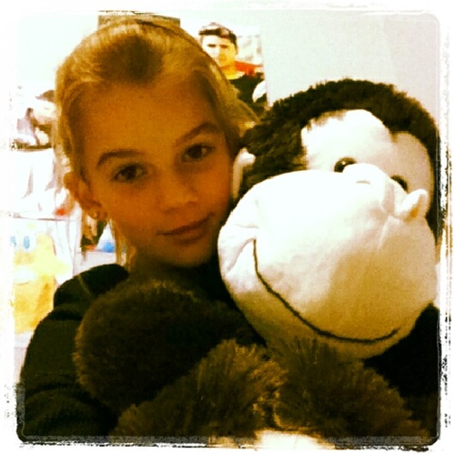 yo, my name's Paris, [] when life gives you a hundred reasons to cry, show life that you have a thousand reasons to smile (: