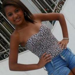 Estudor,16 anos,solteira, amor minha vida,
msn: thaianydafc@hotmail.com....