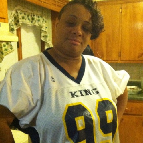 1apr1l's profile picture. 