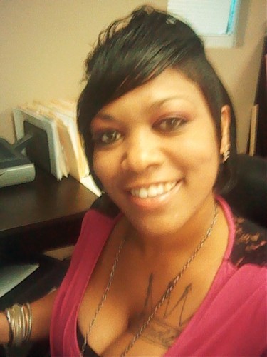 WitDatPinkOn's profile picture. Fabulous business woman Talented MUA Two time cancer SURVIVOR All praise to GOD Opporunity seeking Queen @divaschinarra SC @soprettydiva IG