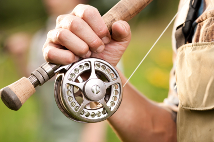 To know on how to fly fish, read the fly fishing guide and fly fishing tips. Find resourceful information on fly fishing gear and fly fishing techniques.