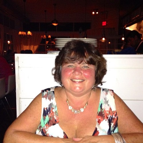 Bethkparker's profile picture. 